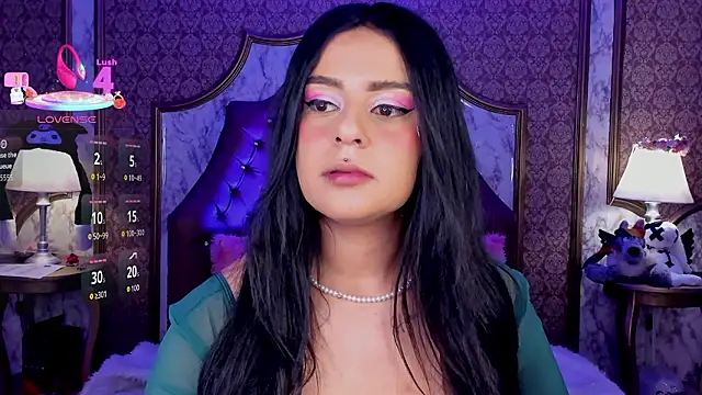 SoffiQueen online show from 14, 3, 2026