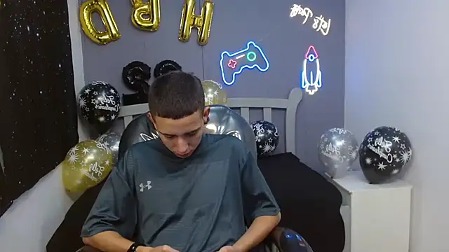 JackSwan18 online show from 3, 1, 2025