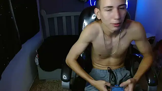 JackSwan18 online show from 7, 1, 2025