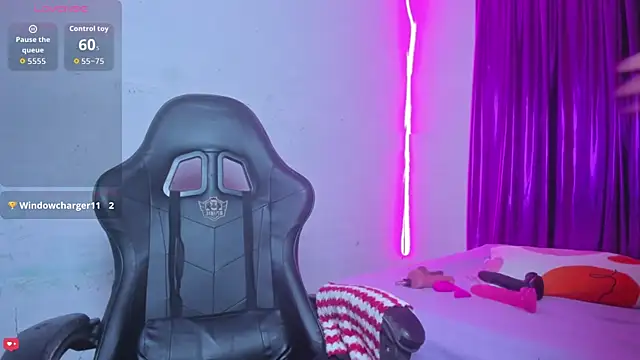 Snapshot of jonson- chatting on 7, 11, 2025 jonson- online show from 7, 11, 2025