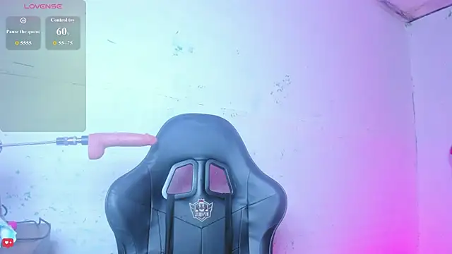 Snapshot of jonson- chatting on 19, 12, 2025 jonson- online show from 19, 12, 2025