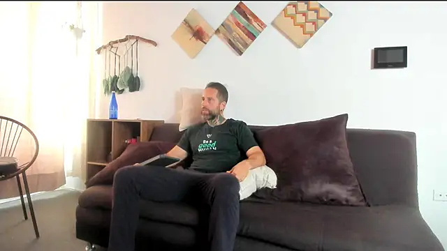 Antoniohot2024 online show from 5, 5, 2026