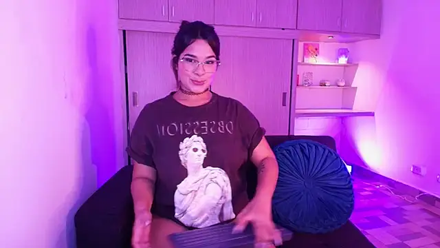 Shenoa1 online show from 12, 3, 2025