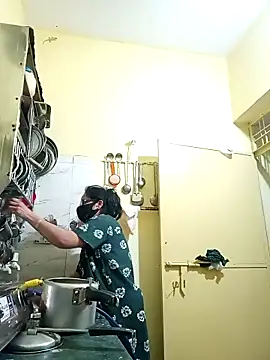 Snapshot of heenage chatting on 20, 3, 2025 heenage online show from 20, 3, 2025