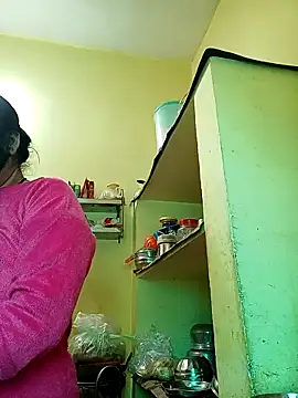 heenage online show from 3, 2, 2026