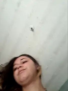 Snapshot of luuhcat09 chatting on 4, 2, 2026 luuhcat09 online show from 4, 2, 2026