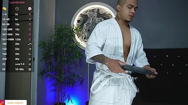 jordan mayers02 online show from 19, 2, 2026