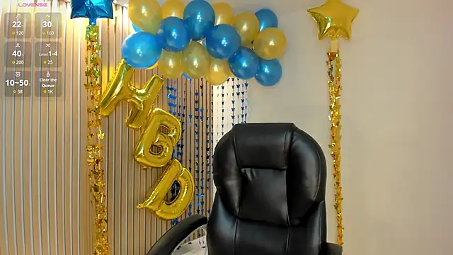 SavannahStorm online show from 4, 4, 2026