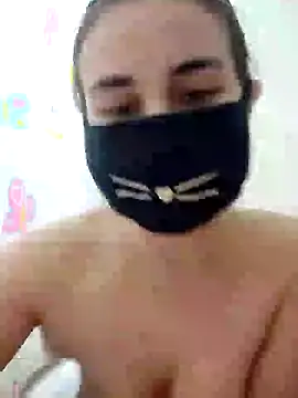 Snapshot of MikaKors chatting on 10, 2, 2025 MikaKors online show from 10, 2, 2025