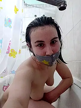 Snapshot of MikaKors chatting on 25, 2, 2025 MikaKors online show from 25, 2, 2025