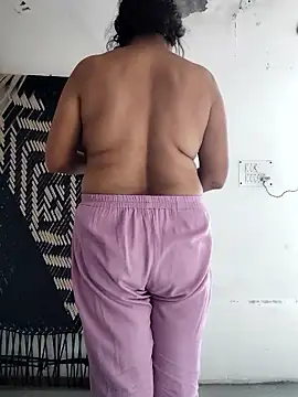 illay love online show from 9, 2, 2026