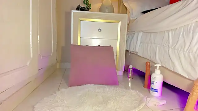 zoe sky  online show from 15, 2, 2025