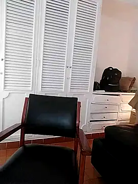 Adel Nesbiit online show from 28, 3, 2026