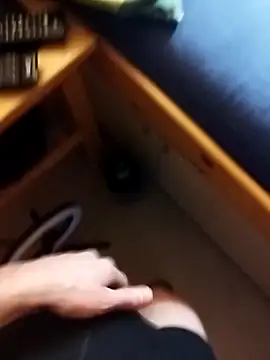 Crazzy Maiky online show from 2, 3, 2025