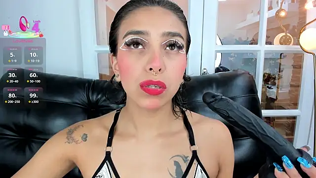 Snapshot of miss_collins chatting on 14, 3, 2025 miss collins online show from 14, 3, 2025
