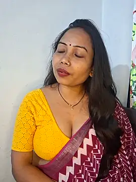 DREAM GIRL-30 online show from 2, 11, 2025