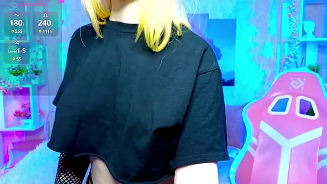 ElswythCovil online show from 15, 12, 2024