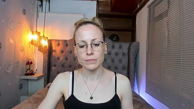 Snapshot of SammySanders chatting on 6, 2, 2025 SammySanders online show from 6, 2, 2025