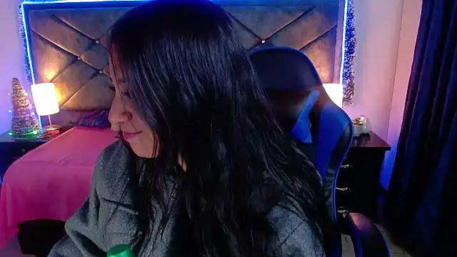 Julietacollins06 online show from 18, 12, 2025