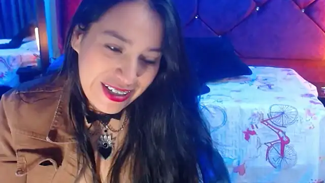 Julietacollins06 online show from 18, 4, 2026