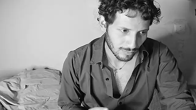 Nicholasrodrii online show from 14, 6, 2026