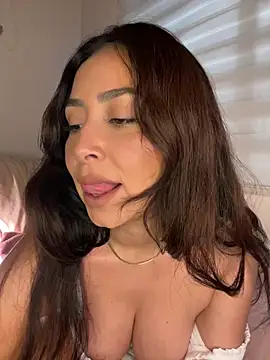 vixen allure online show from 18, 2, 2025