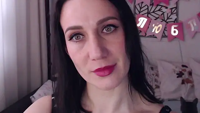 pepper milf online show from 15, 2, 2025