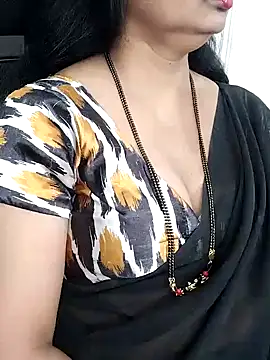 Snapshot of Deepthi_Mysore chatting on 10, 1, 2025 Deepthi Mysore online show from 10, 1, 2025