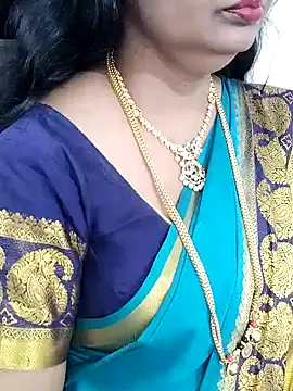 Snapshot of Deepthi_Mysore chatting on 9, 2, 2025 Deepthi Mysore online show from 9, 2, 2025