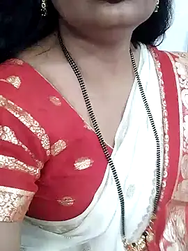 Snapshot of Deepthi_Mysore chatting on 10, 2, 2025 Deepthi Mysore online show from 10, 2, 2025