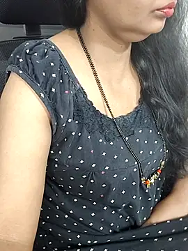 Snapshot of Deepthi_Mysore chatting on 2, 3, 2025 Deepthi Mysore online show from 2, 3, 2025