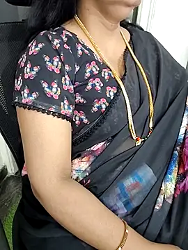 Snapshot of Deepthi_Mysore chatting on 10, 3, 2025 Deepthi Mysore online show from 10, 3, 2025