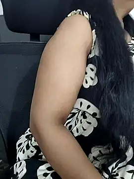 Snapshot of Deepthi_Mysore chatting on 1, 10, 2025 Deepthi Mysore online show from 1, 10, 2025