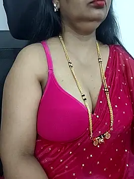 Snapshot of Deepthi_Mysore chatting on 7, 10, 2025 Deepthi Mysore online show from 7, 10, 2025