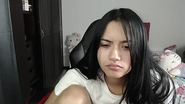 kayla k18 online show from 5, 2, 2025