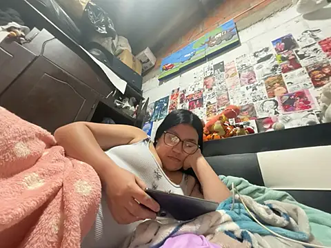 dafne19  online show from 11, 3, 2026