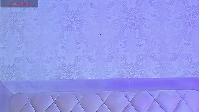 Snapshot of LiaFlowers chatting on 31, 12, 2024 LiaFlowers online show from 31, 12, 2024