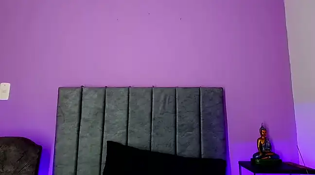 Snapshot of GabrielaMK chatting on 6, 1, 2025 GabrielaMK online show from 6, 1, 2025