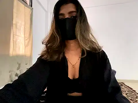 MaYaa  11 online show from 4, 12, 2024