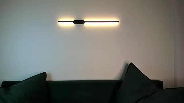 Snapshot of Lola_Peach chatting on 19, 10, 2025 Lola Peach online show from 19, 10, 2025