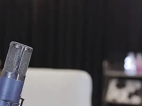 Nuyoah-77 online show from 7, 4, 2026