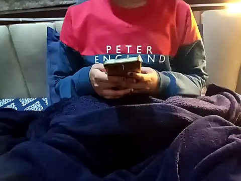 Snapshot of GoldnessAishu chatting on 5, 12, 2024 GoldnessAishu online show from 5, 12, 2024