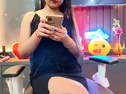 Snapshot of GoldnessAishu chatting on 22, 3, 2025 GoldnessAishu online show from 22, 3, 2025