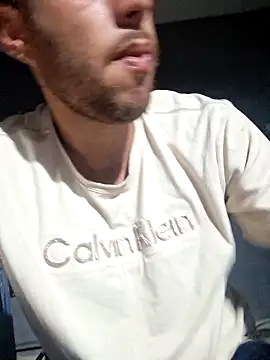 Snapshot of angelobbvvvbuv chatting on 13, 11, 2025 angelobbvvvbuv online show from 13, 11, 2025