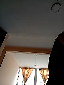 Snapshot of Lesly_10- chatting on 15, 3, 2025 Lesly 10- online show from 15, 3, 2025