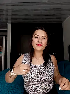Snapshot of Lesly_10- chatting on 11, 9, 2025 Lesly 10- online show from 11, 9, 2025