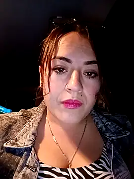 Snapshot of Lesly_10- chatting on 25, 9, 2025 Lesly 10- online show from 25, 9, 2025