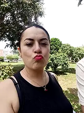 Snapshot of Lesly_10- chatting on 25, 9, 2025 Lesly 10- online show from 25, 9, 2025