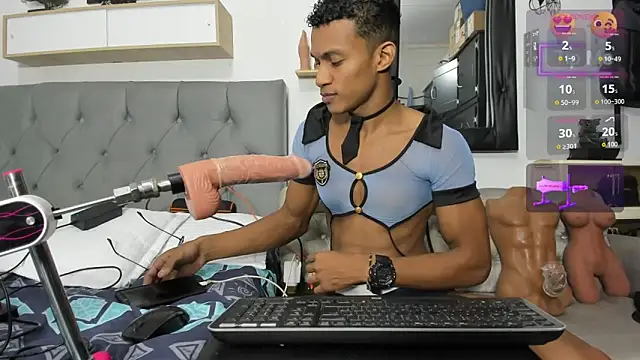 Snapshot of Ryan_Vergon chatting on 3, 3, 2026 Ryan Vergon online show from 3, 3, 2026