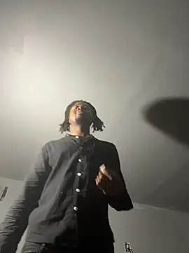 SluttyLyfe4L online show from 5, 4, 2026